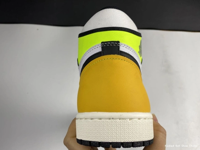 Kicked Out Shoe Store JORDAN 1 555088-118 GOLD' OG AIR HIGH 'VOLT RETRO 0818